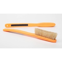 LYCAN BOARS HAIR BRUSH - ORANGE